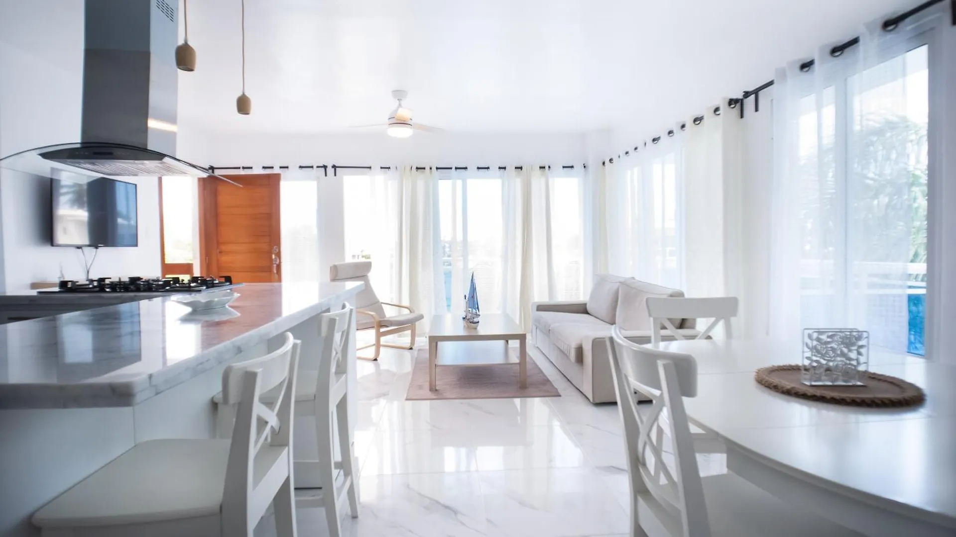 Coconut Paradise Beach Hotel Juan Baron Appartement