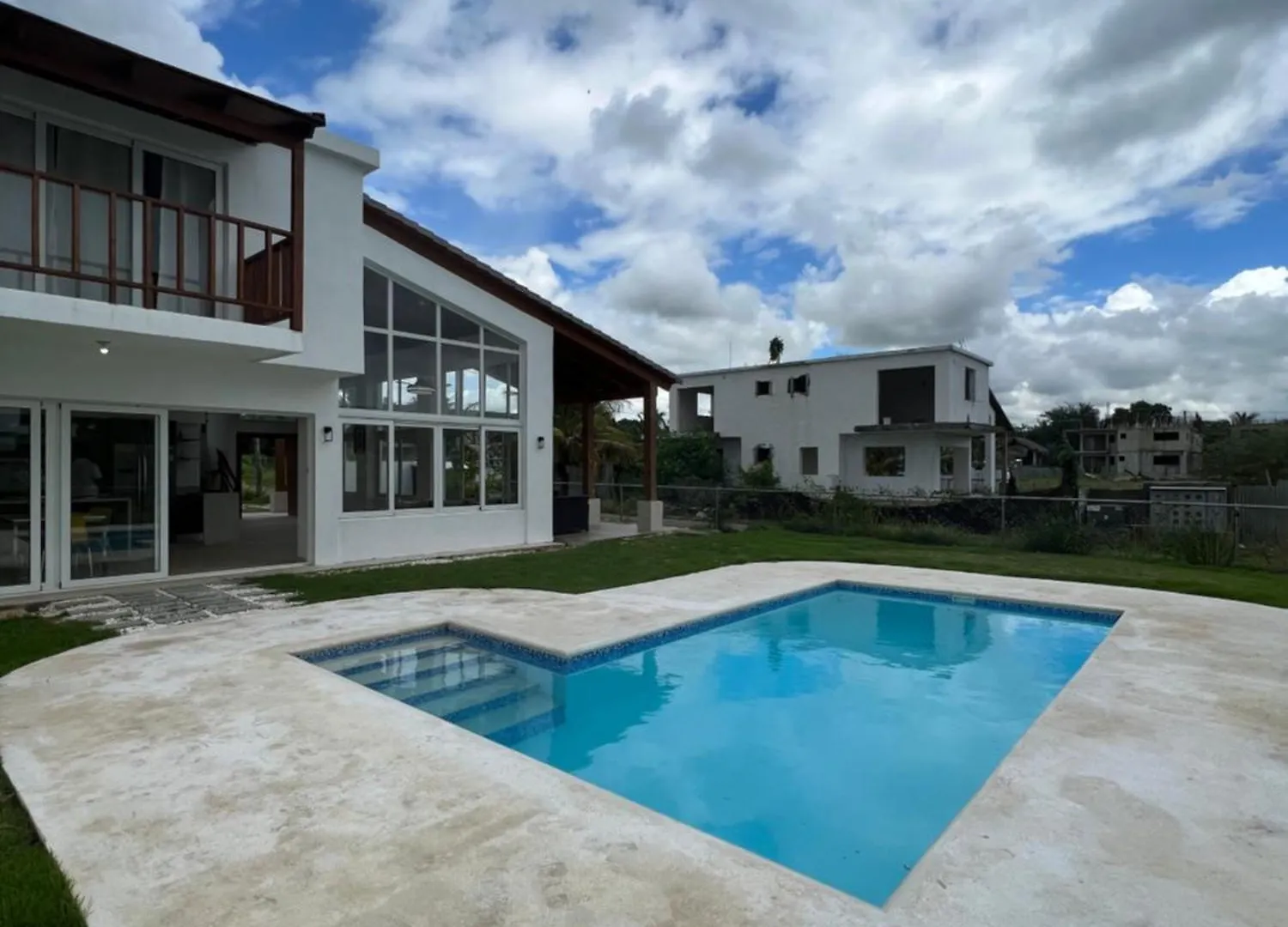 Coconut Paradise Beach Hotel Juan Baron Apartment